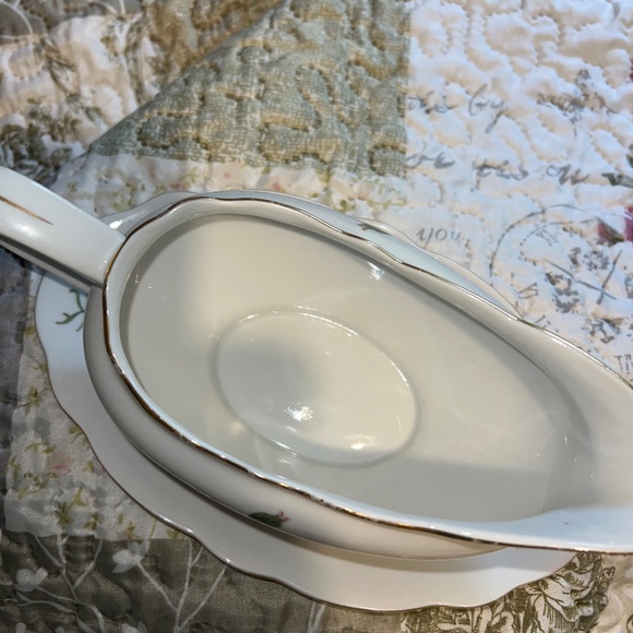 Fine Bohemian China Made in Czechoslovakia Gravy Bowl - Picture 7 of 13